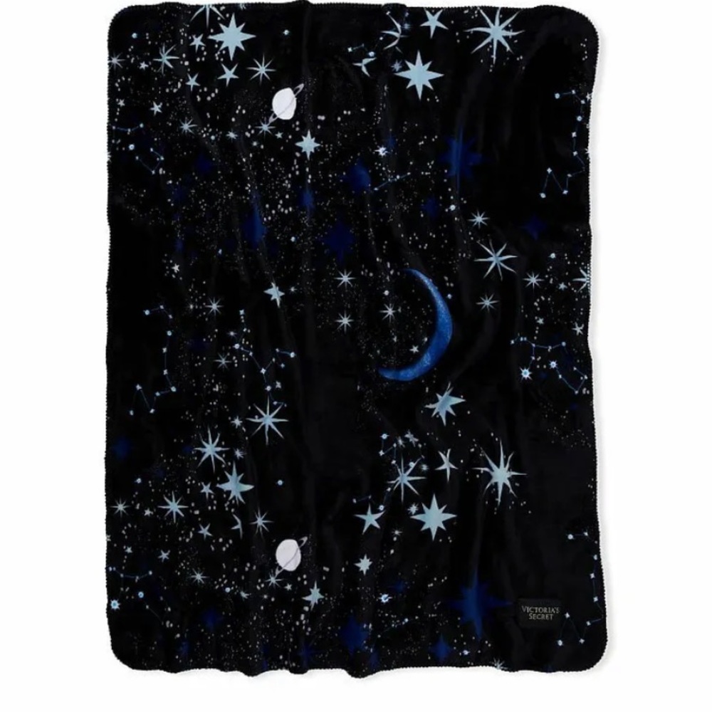 VICTORIA'S SECRET Plush Fleece Blanket